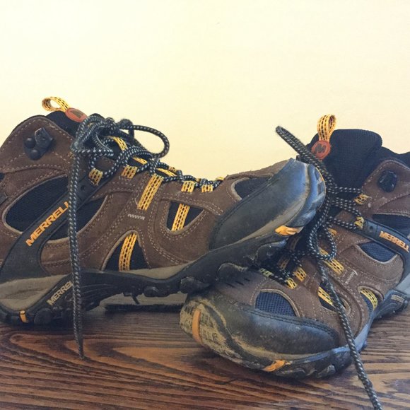 merrell yokota trail mid